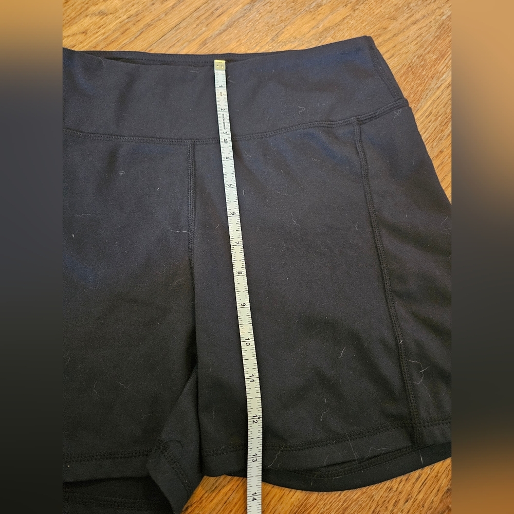 Senita Athletics Black Bike Shorts With Pockets - Picture 5 of 7